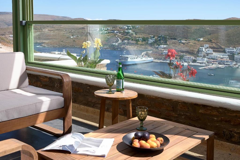 EmGard Suites